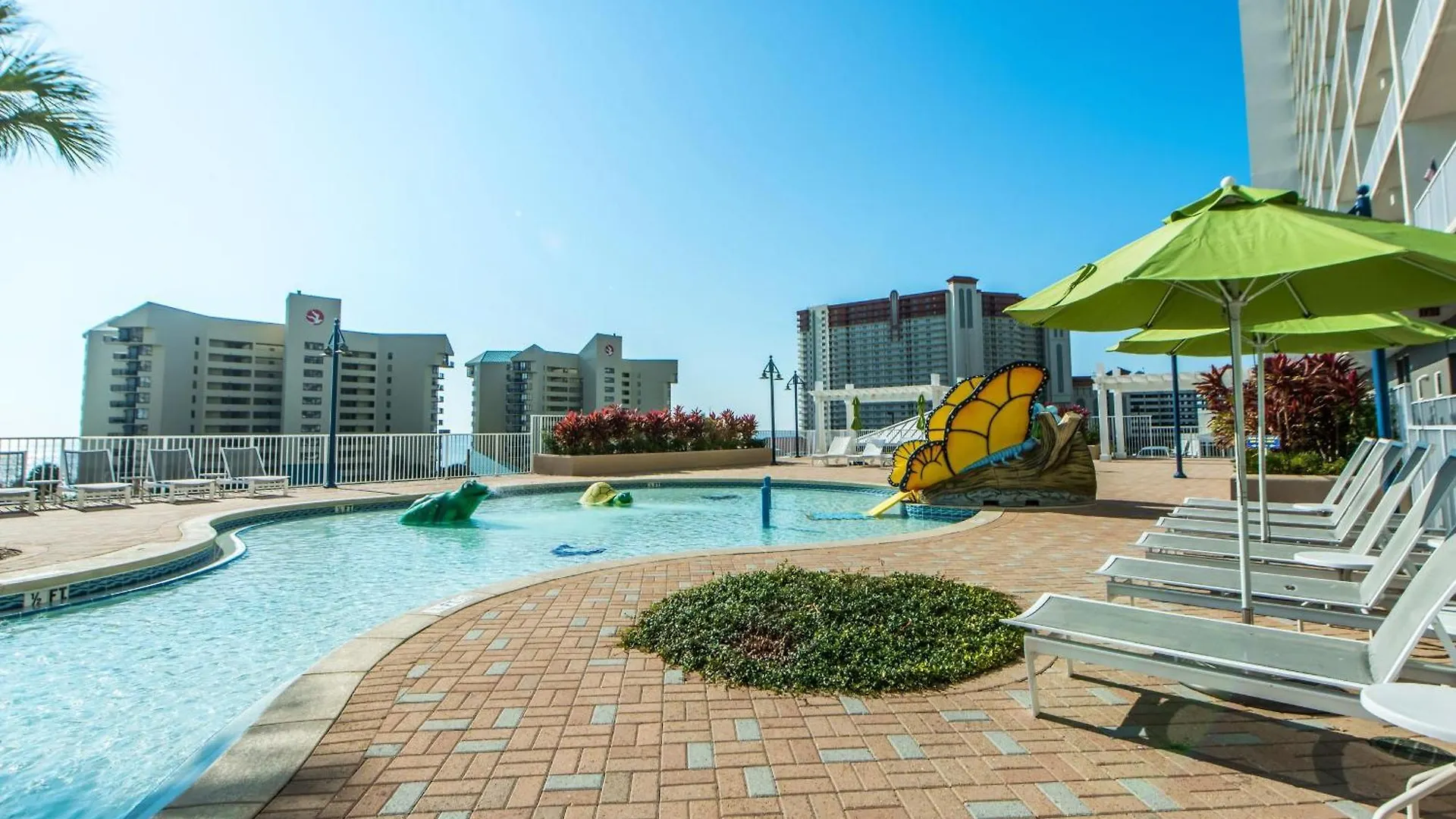 Laketown Wharf 317 Панама-Сити 0*,  США